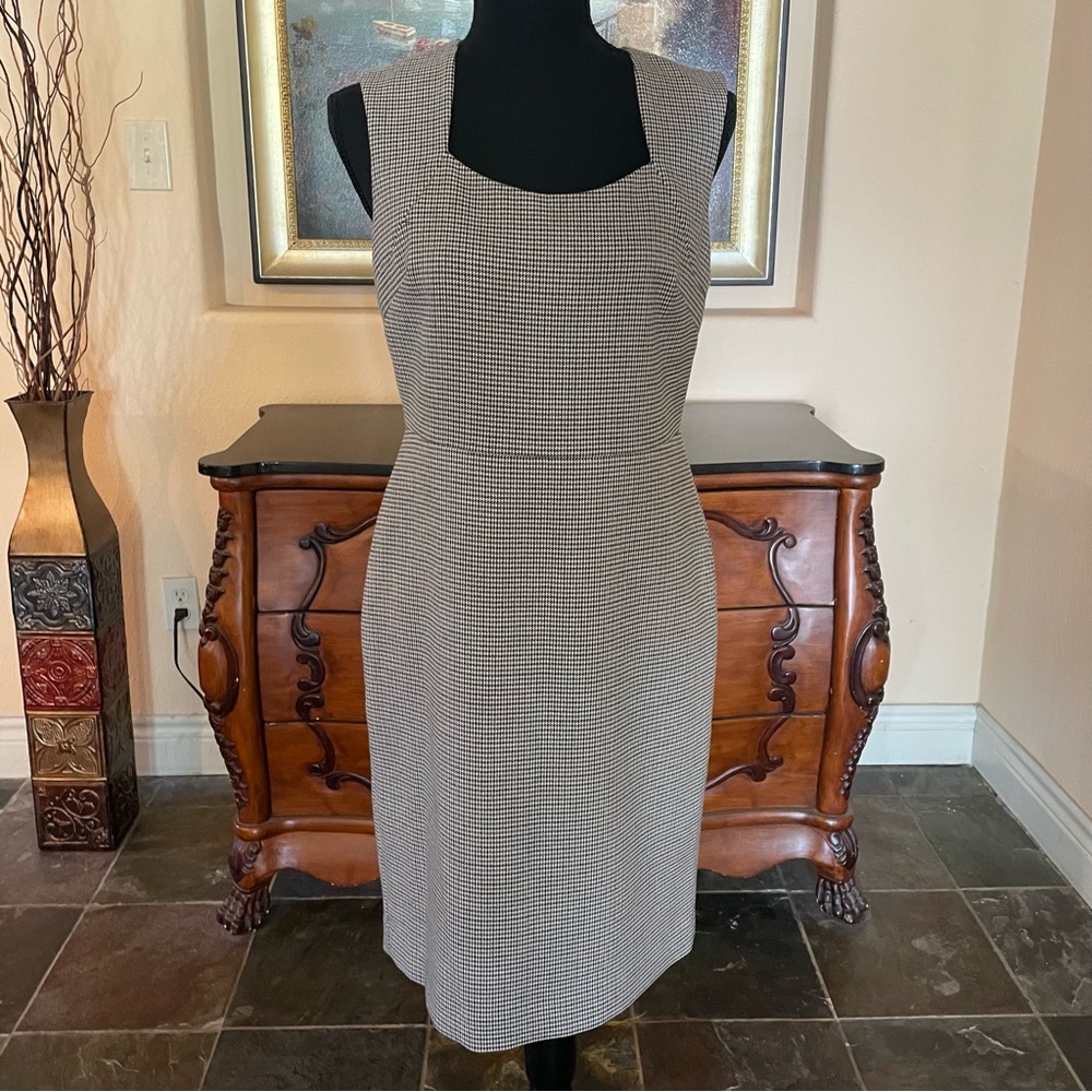 Ann Taylor petite patterned shift dress
